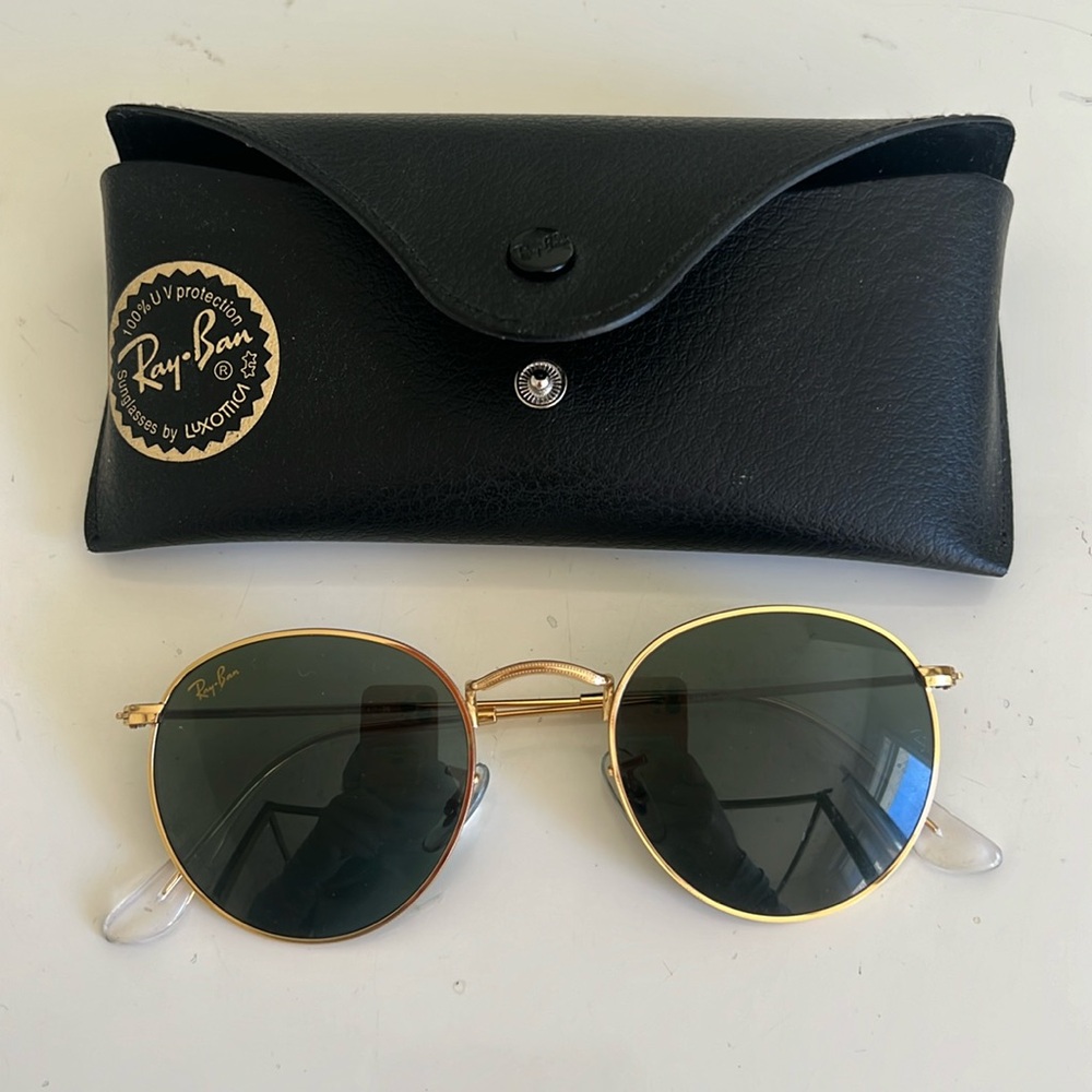 Rounded lens Ray Bans!